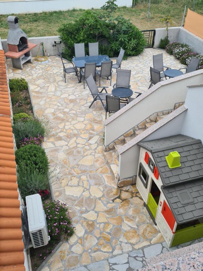 Apartments Dupin Baška Εξωτερικό φωτογραφία